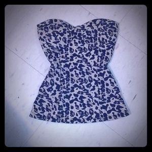 Cheetah v-neck top